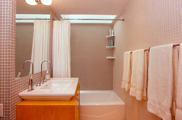 northeast seattle: bath